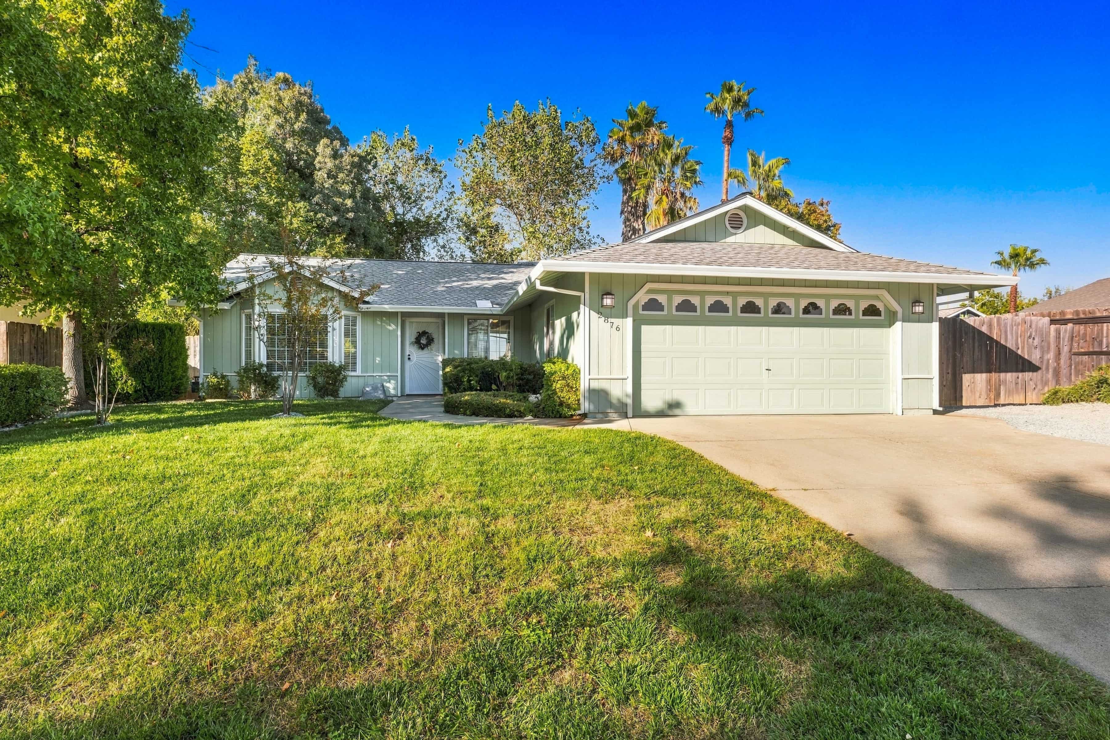 2876 Antigua Dr